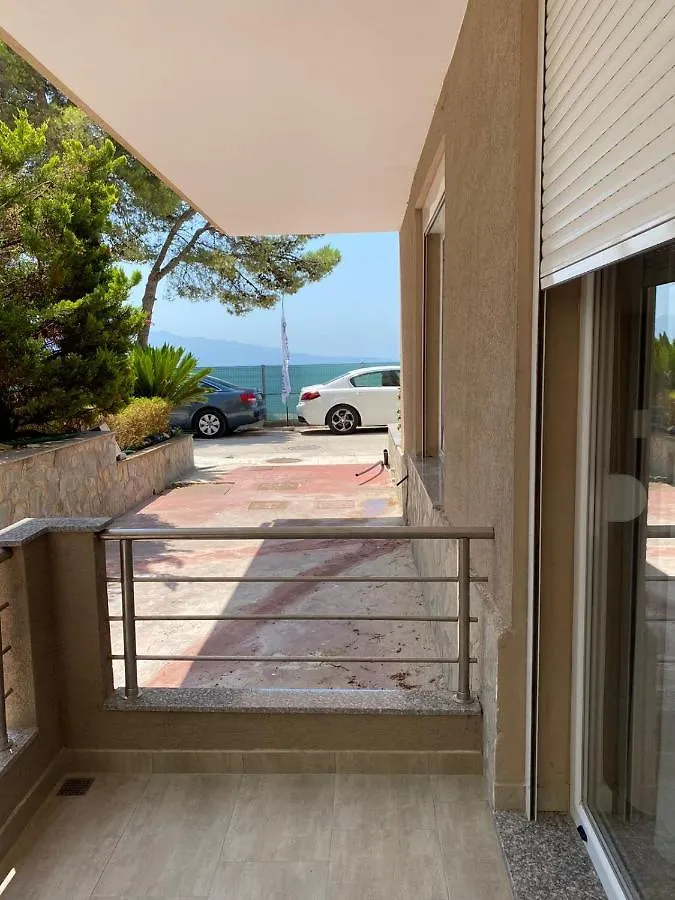 Eval Hotel Saranda 4*,
