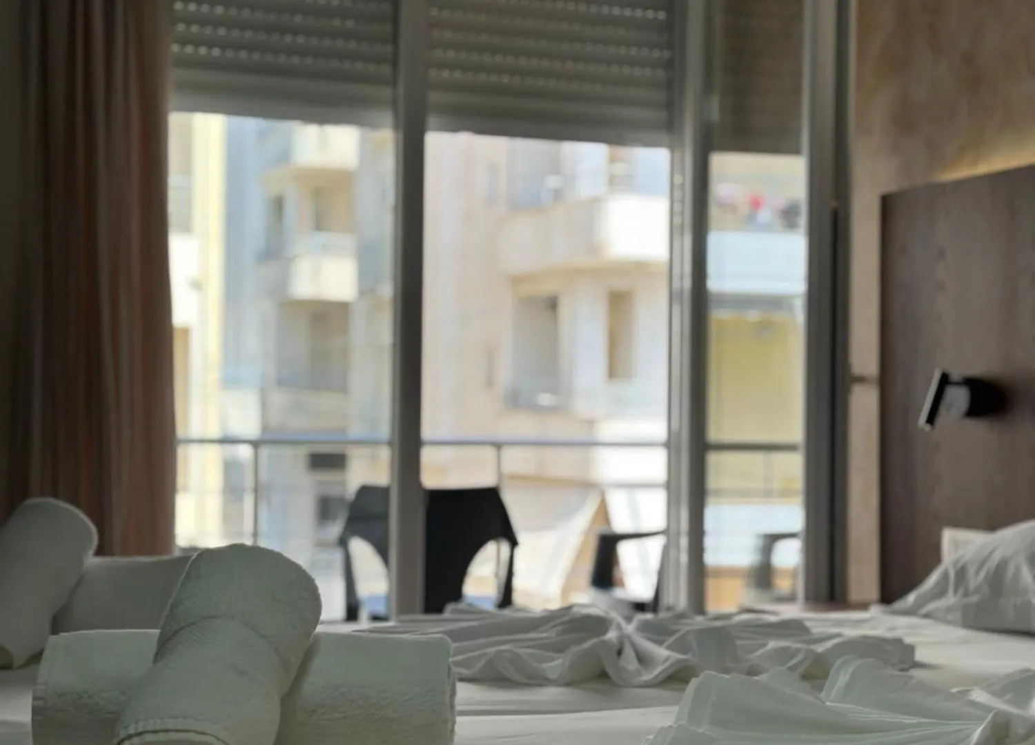 **** מלון דירות סרנדה Eval Hotel אלבניה