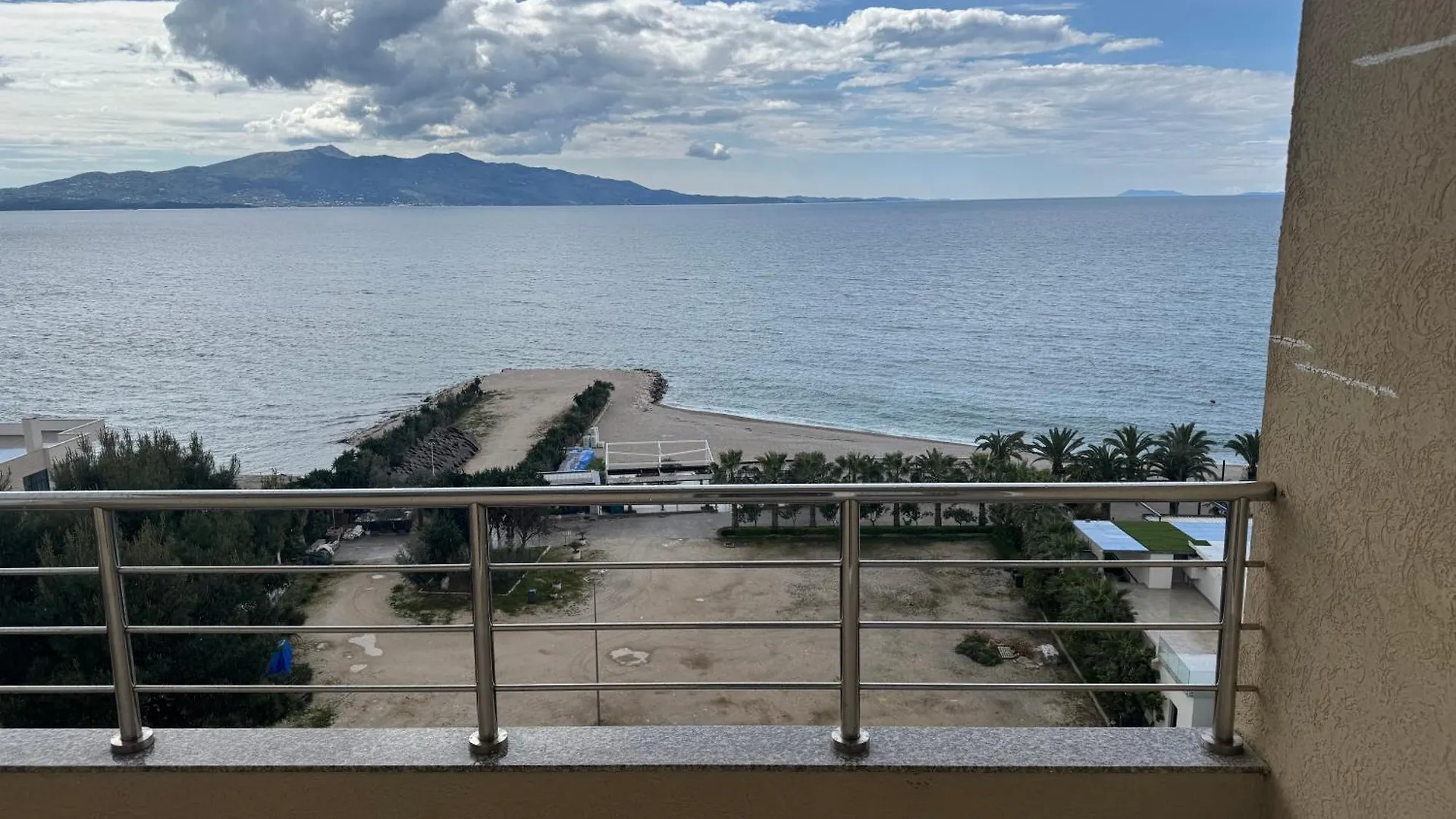 Eval Hotel Sarande Albania